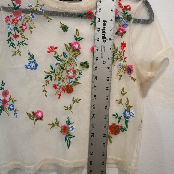 Urban Outfitters Sheer Floral Embroidered Top - Picture 6 of 7